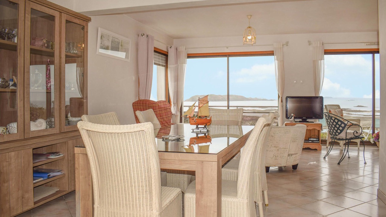 Photo of Bedroom in Trelevern