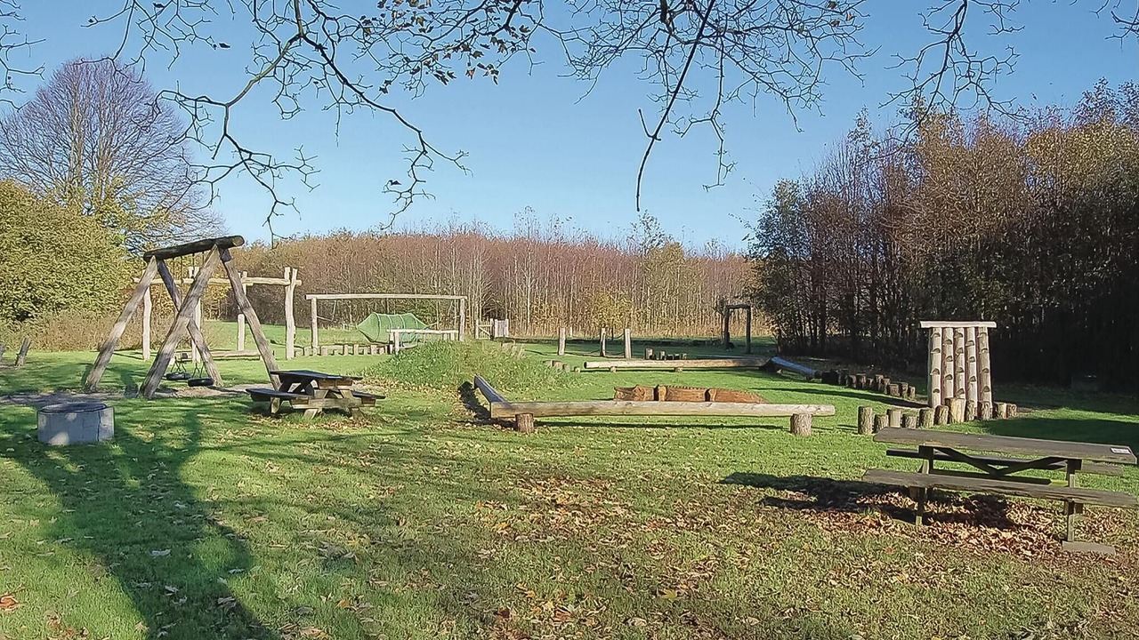 Photo of Others in Arø