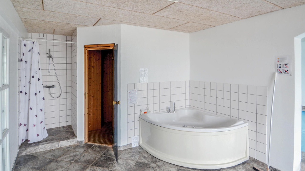Photo of Bathroom in Allingabro