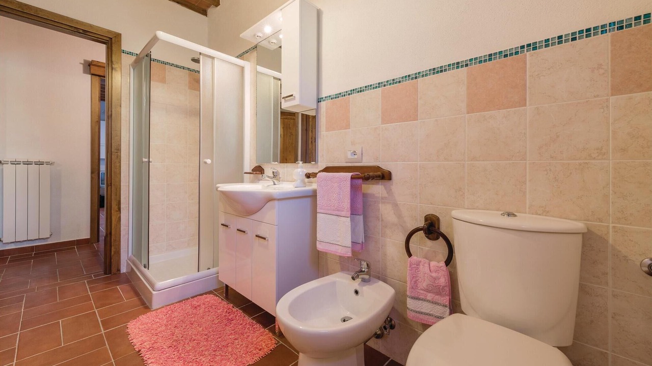 Photo of Bathroom in Buti