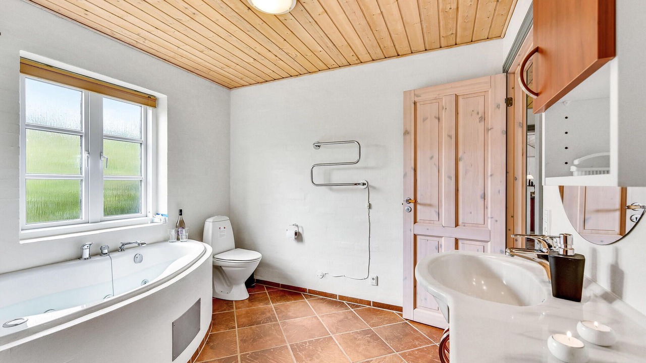 Photo of Bathroom in Skaven Strand