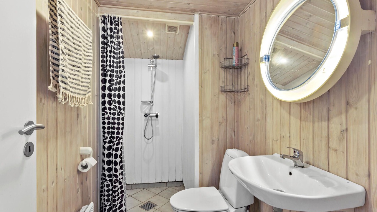 Photo of Bathroom in Spodsbjerg