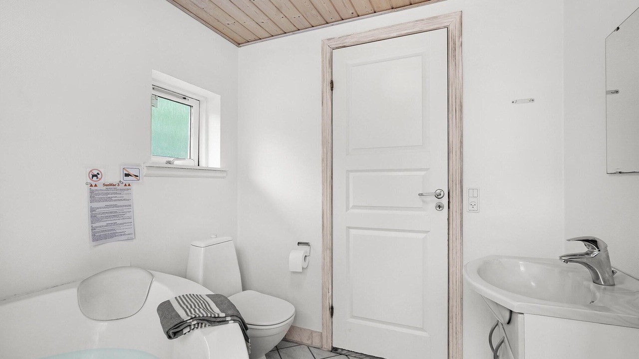 Photo of Bathroom in Skygge