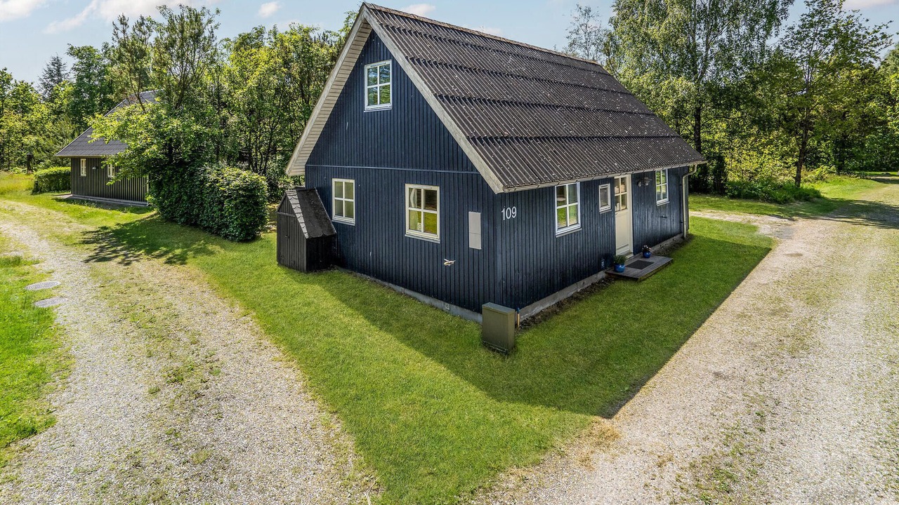 Photo of Outdoor in Skygge