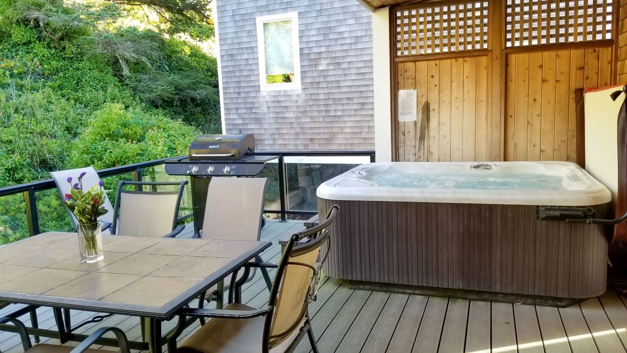 Photo of Outdoor in Happy Camp Hideaway