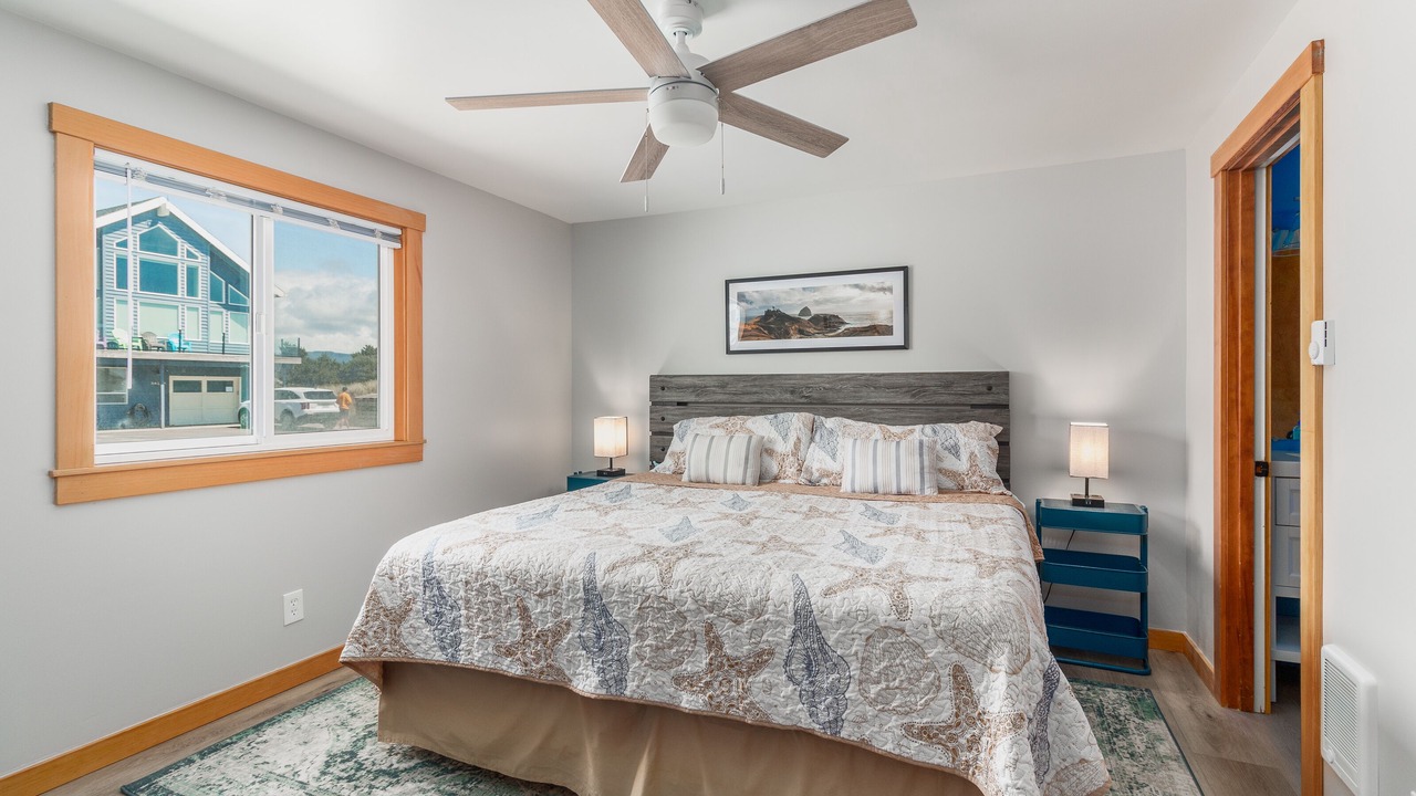 Photo of Bedroom in Oregon Coast