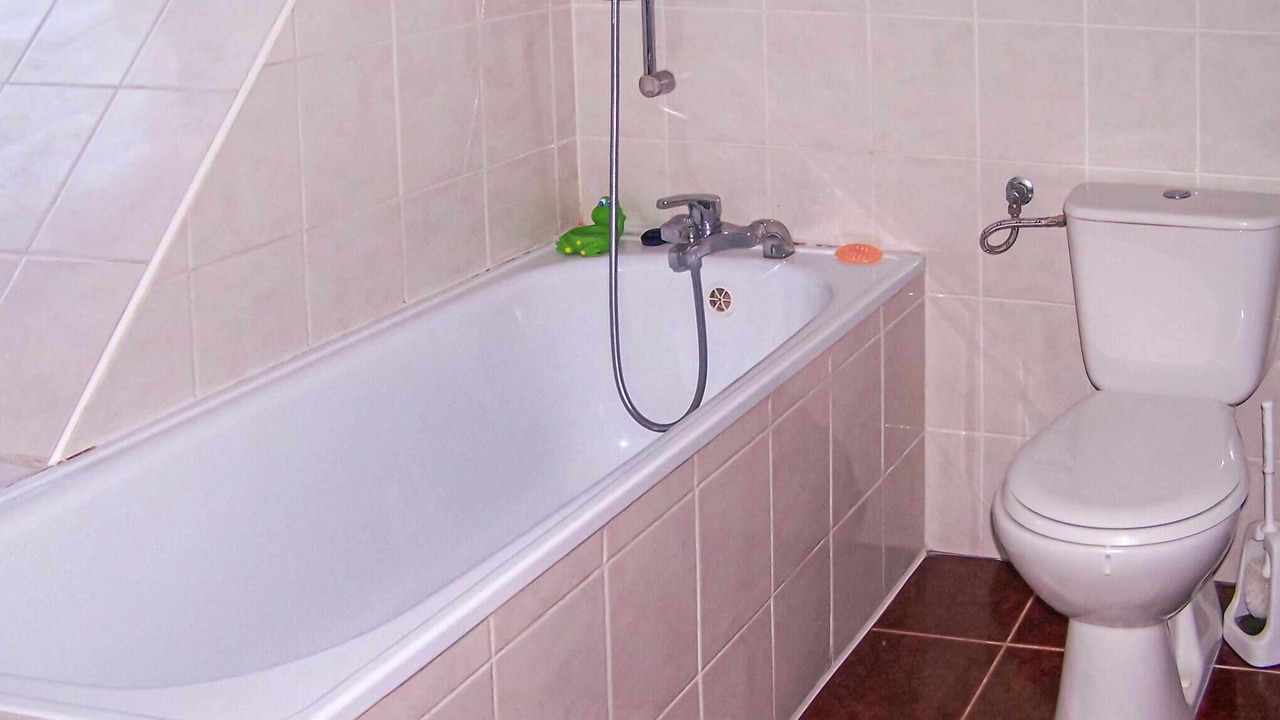 Photo of Bathroom in Rowy