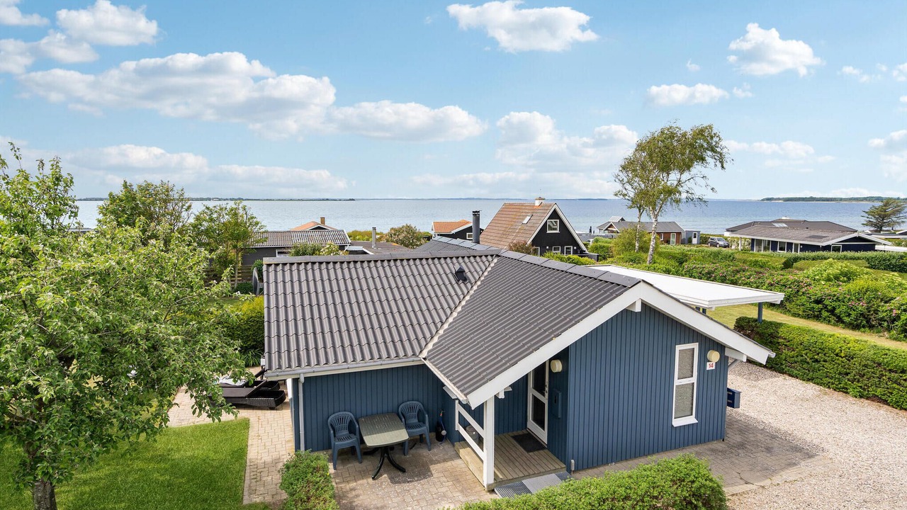 Photo of Others in Næs