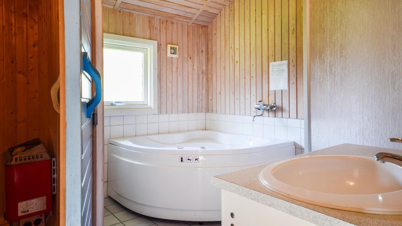 Photo of Bathroom in Østerskov