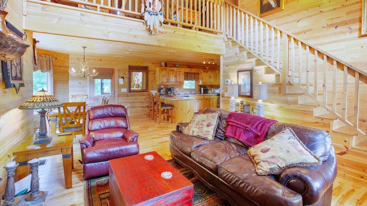 Photo of Bedroom in Hiawassee