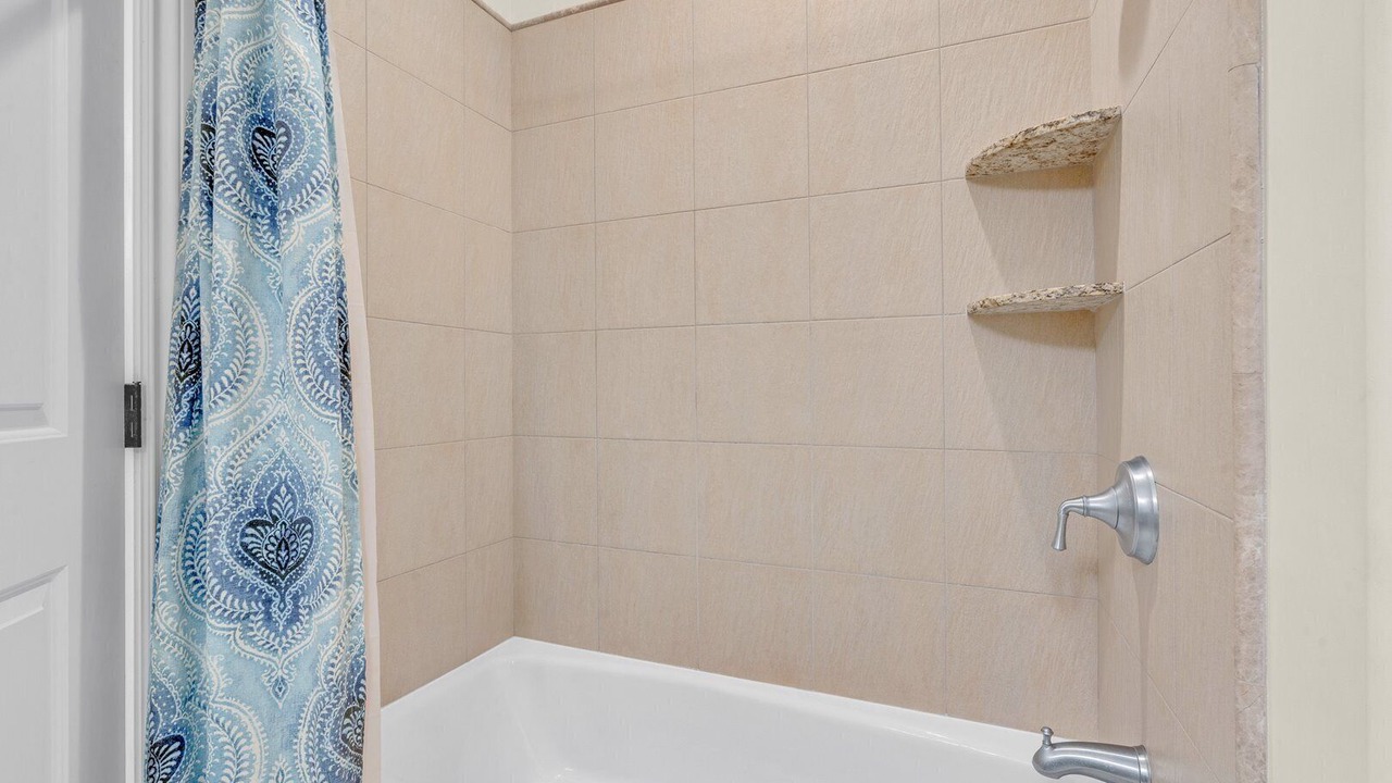 Photo of Bathroom in Marathon