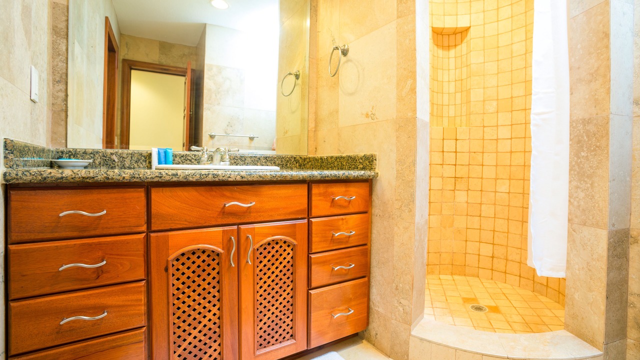 Photo of Bathroom in Lawson Rock