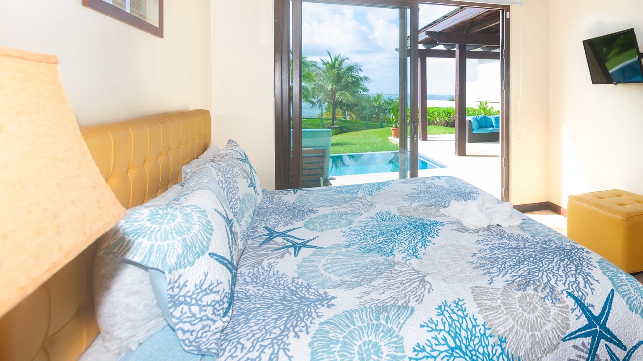 Photo of Bedroom in Pristine Bay
