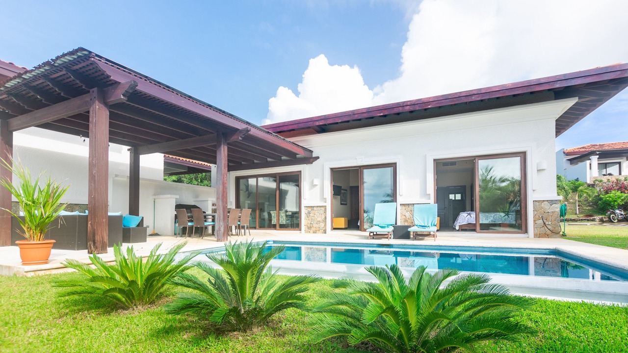 Photo of Outdoor in Pristine Bay