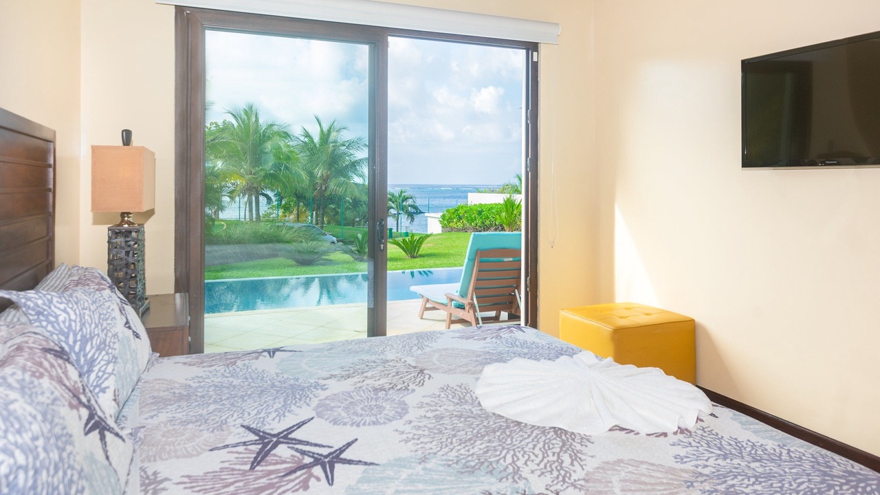 Photo of Bedroom in Pristine Bay
