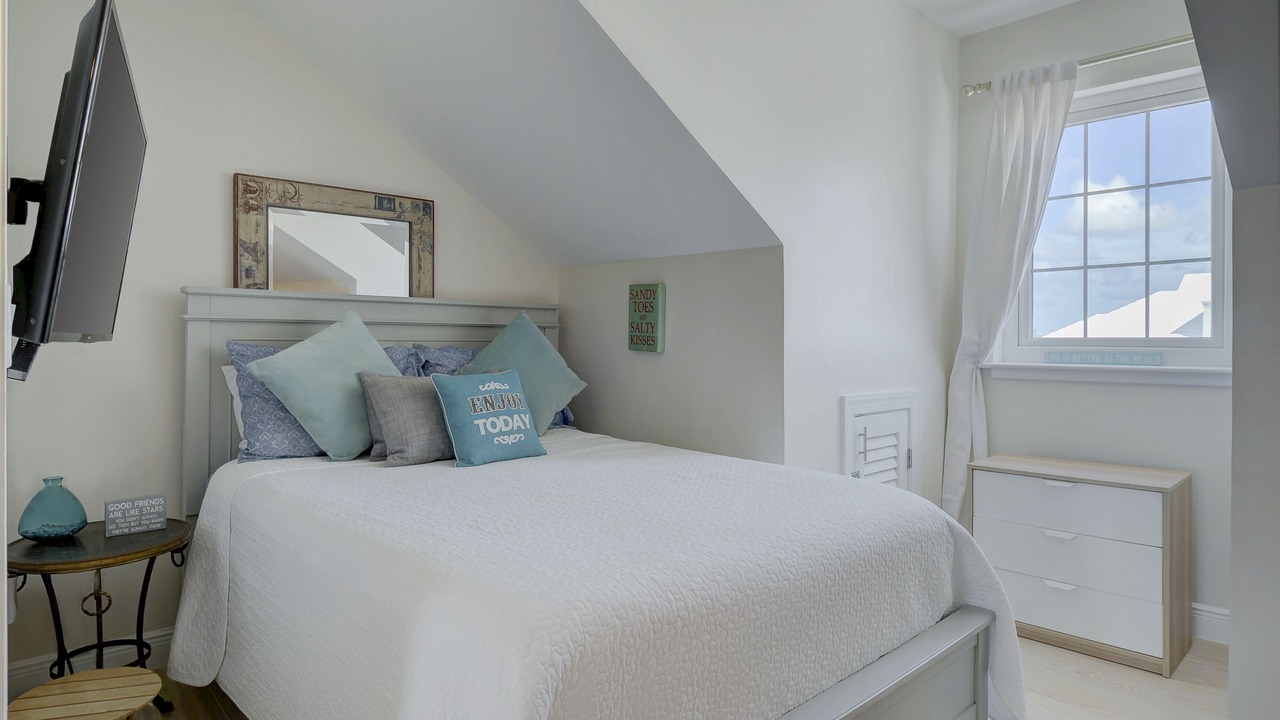 Photo of Bedroom in Palm Cay
