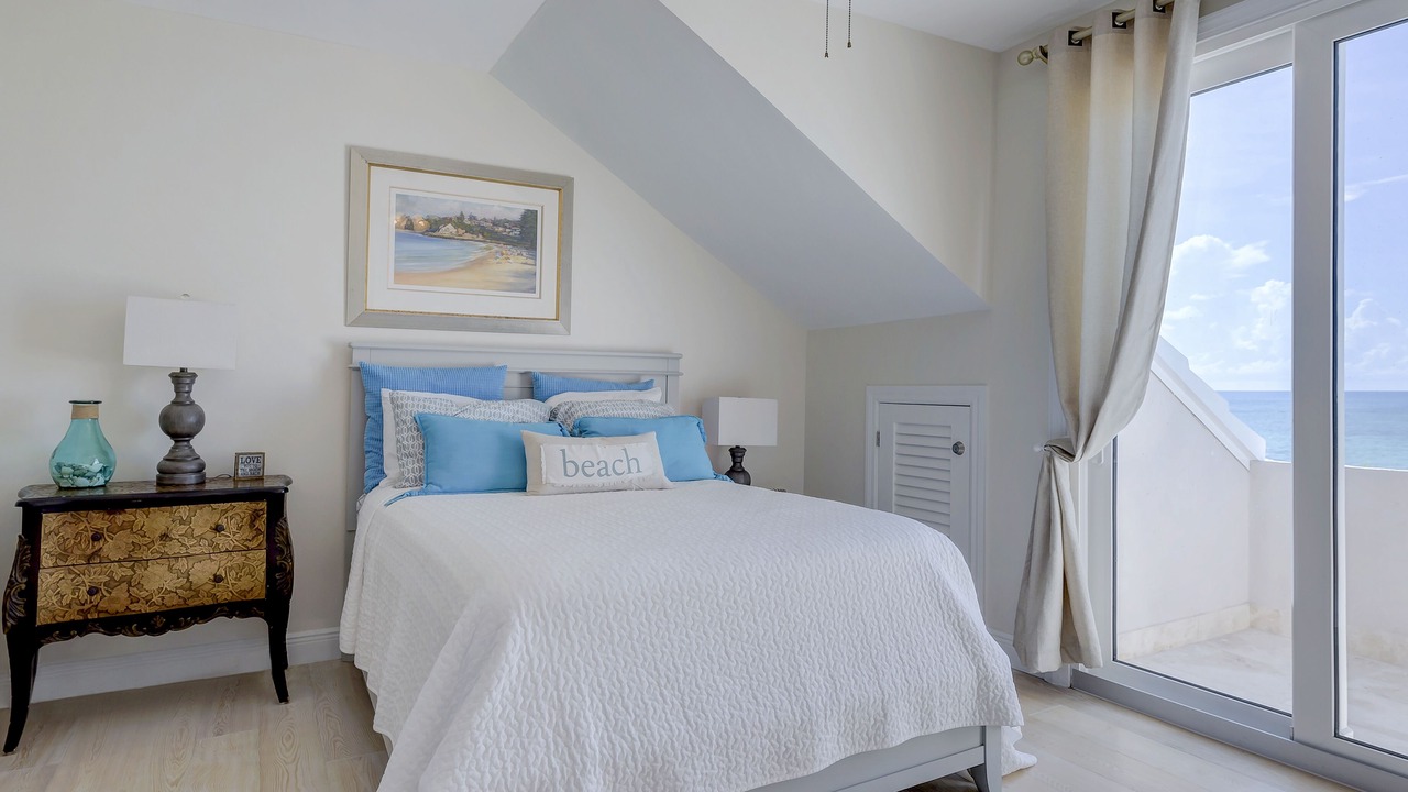 Photo of Bedroom in Palm Cay