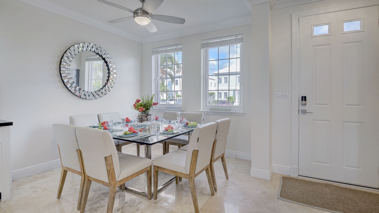 Photo of Bedroom in Palm Cay