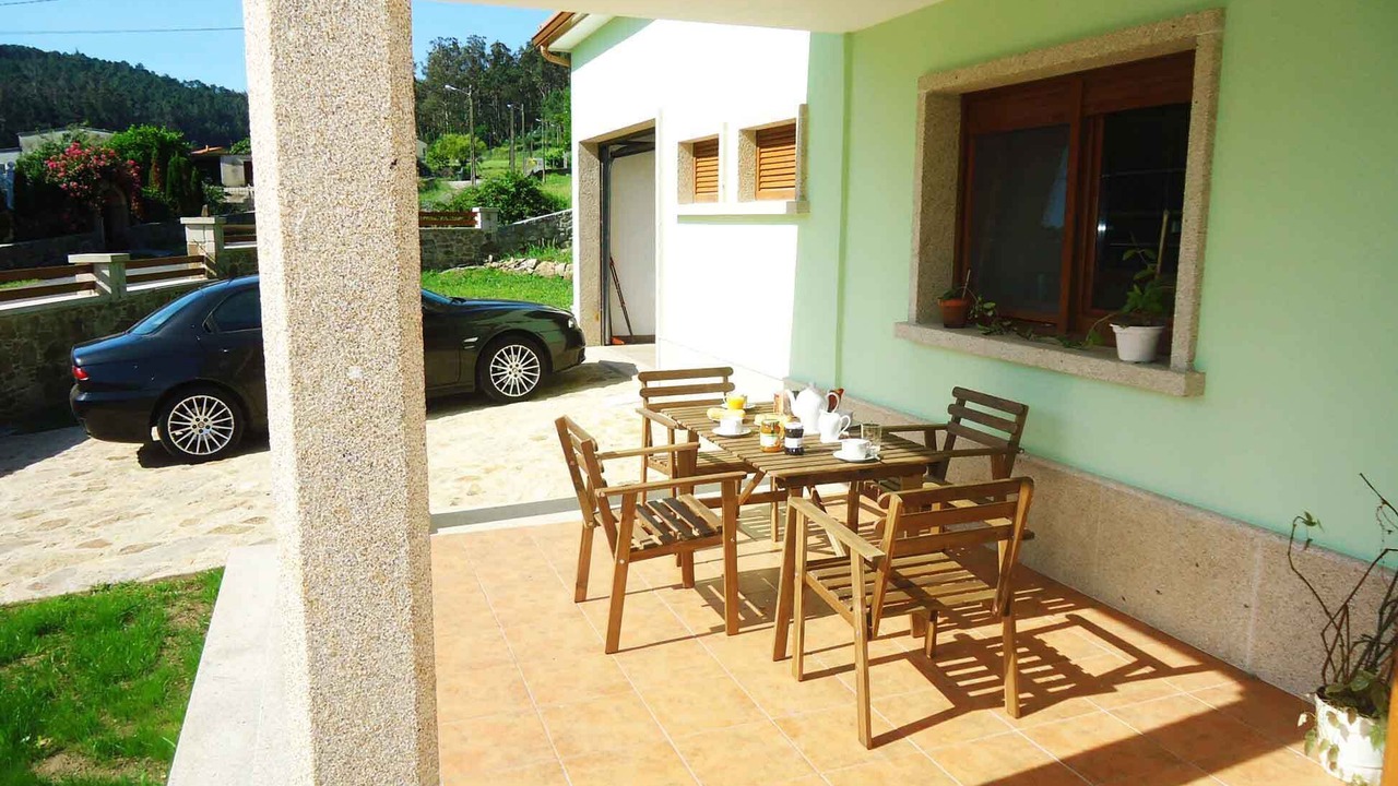 Photo of Outdoor in Frije