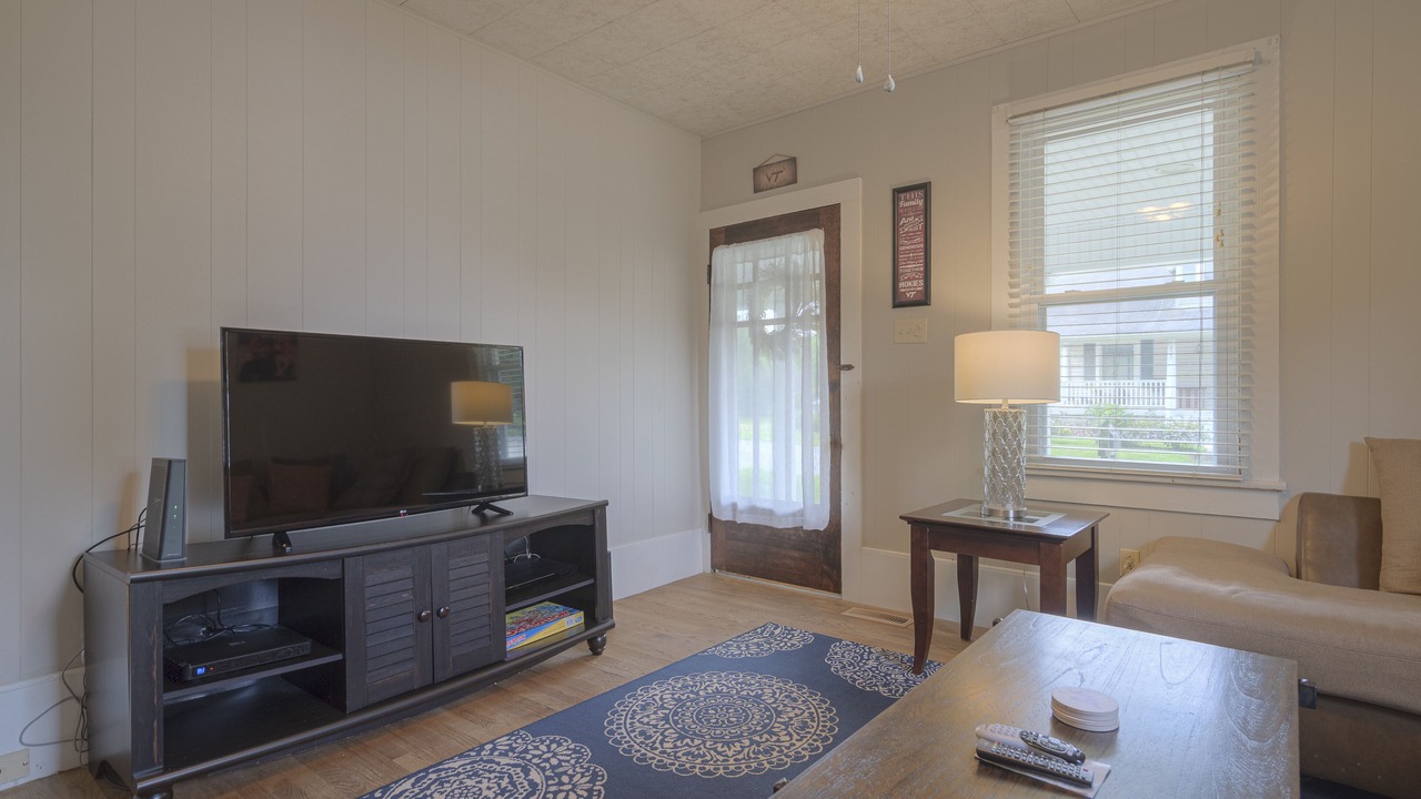 Photo of Livingroom in Christiansburg