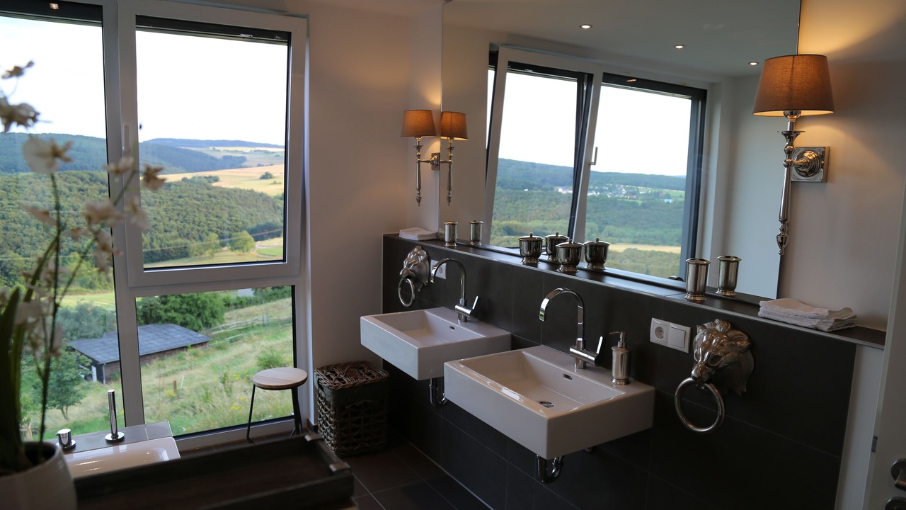 Photo of Bathroom in Hain