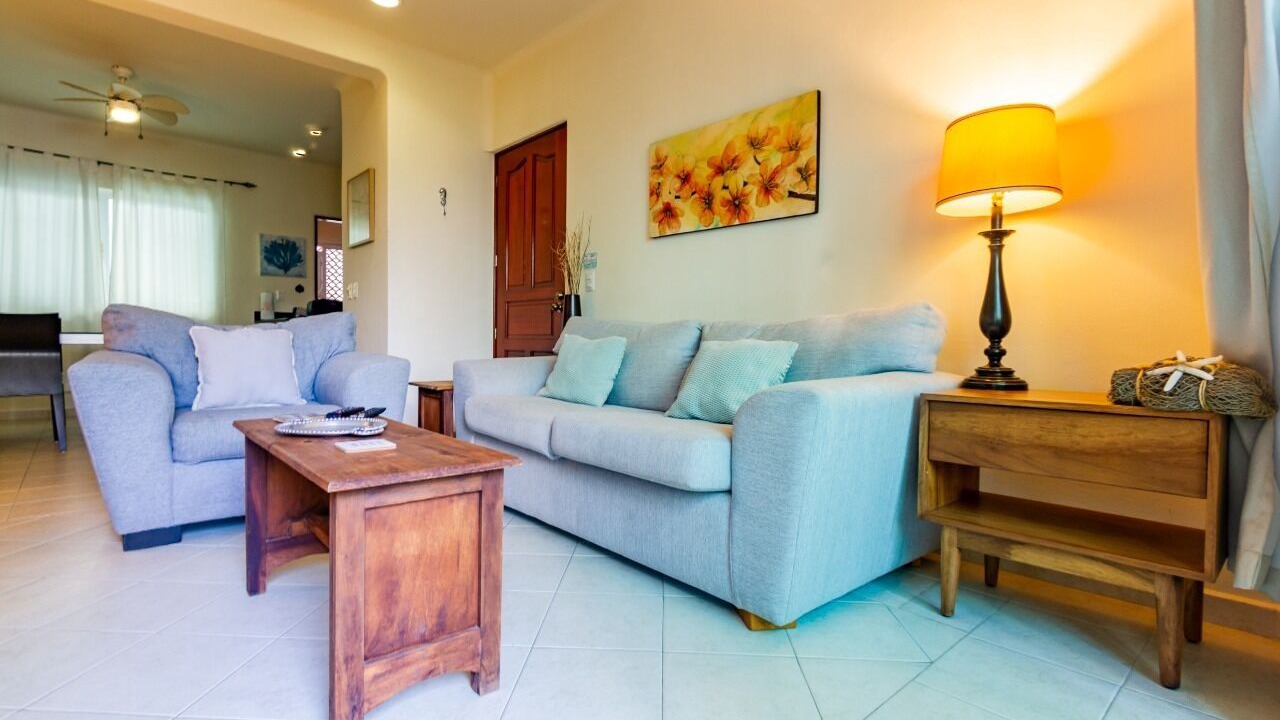 Photo of Livingroom in 12th Street