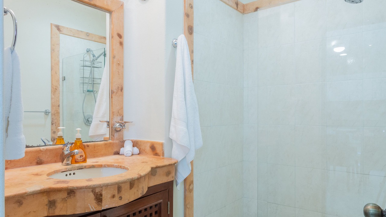 Photo of Bathroom in 12th Street