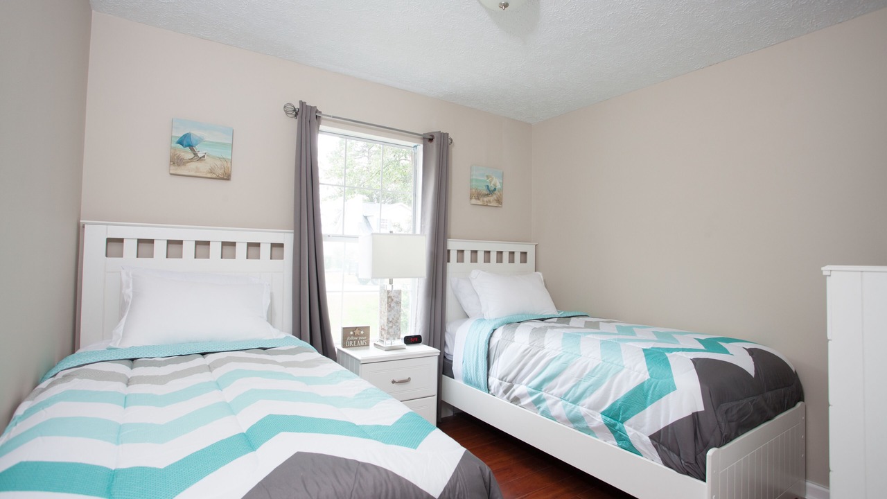 Photo of Bedroom in Whitemarsh Island