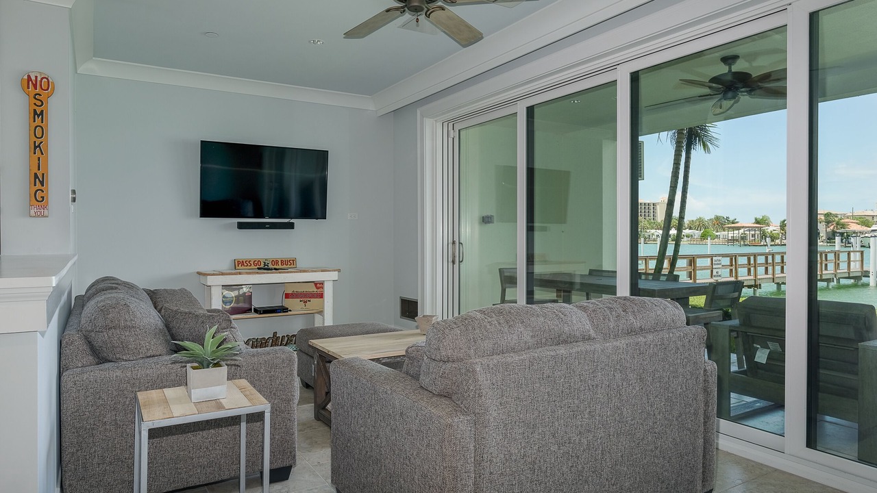 Photo of Livingroom in Clearwater Beach