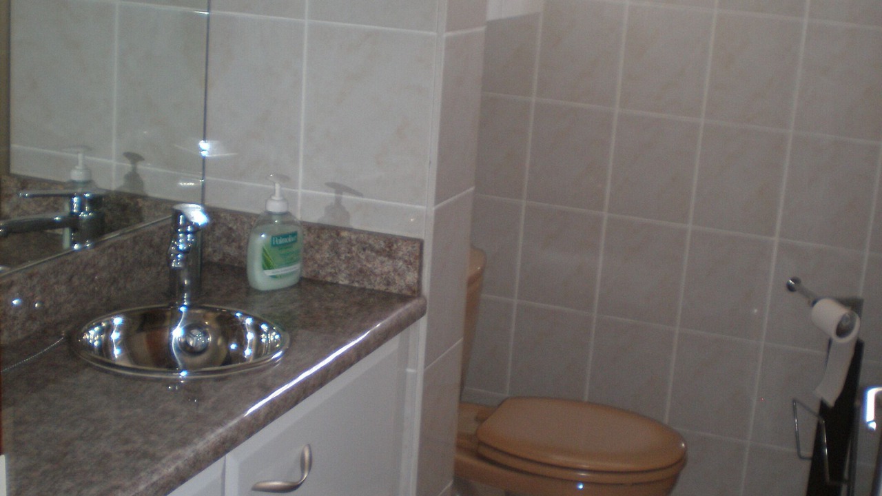 Photo of Bathroom in Baillif