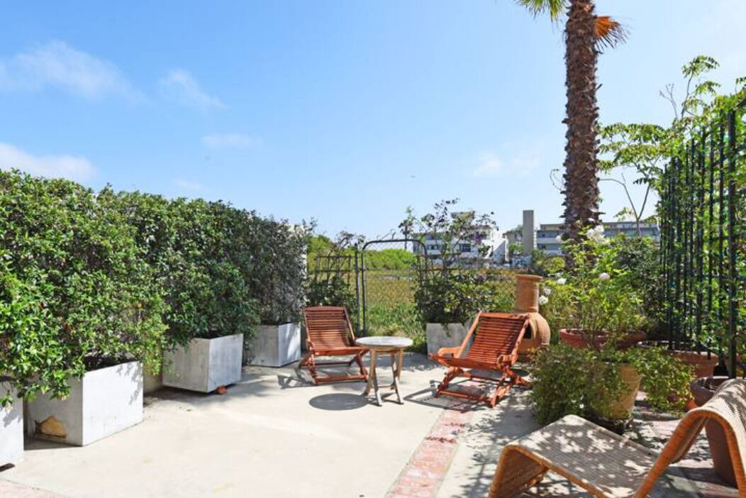 Photo of Others in Playa Del Rey