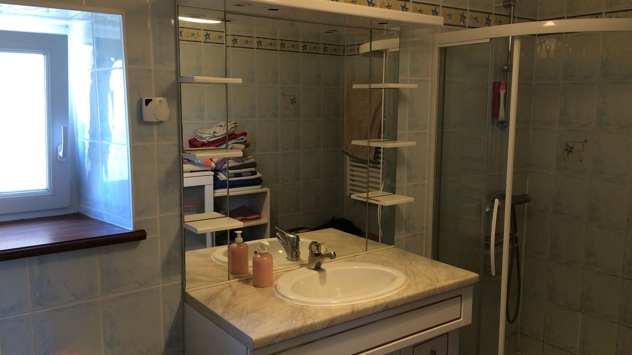 Photo of Bathroom in Hillion