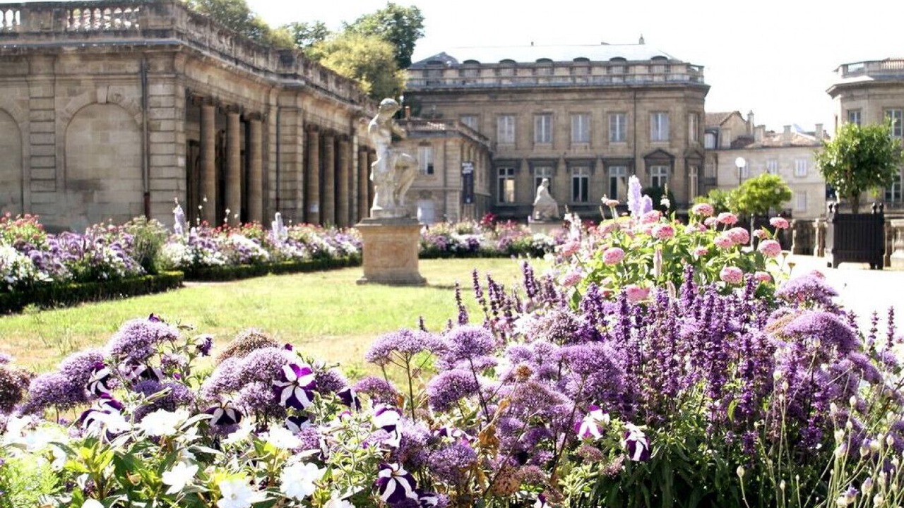 Photo of Outdoor in Saint Seurin - Fondaudege