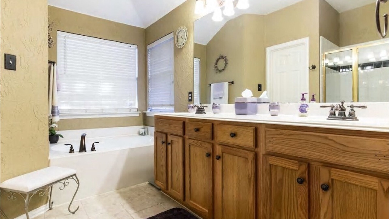 Photo of Bathroom in Euless