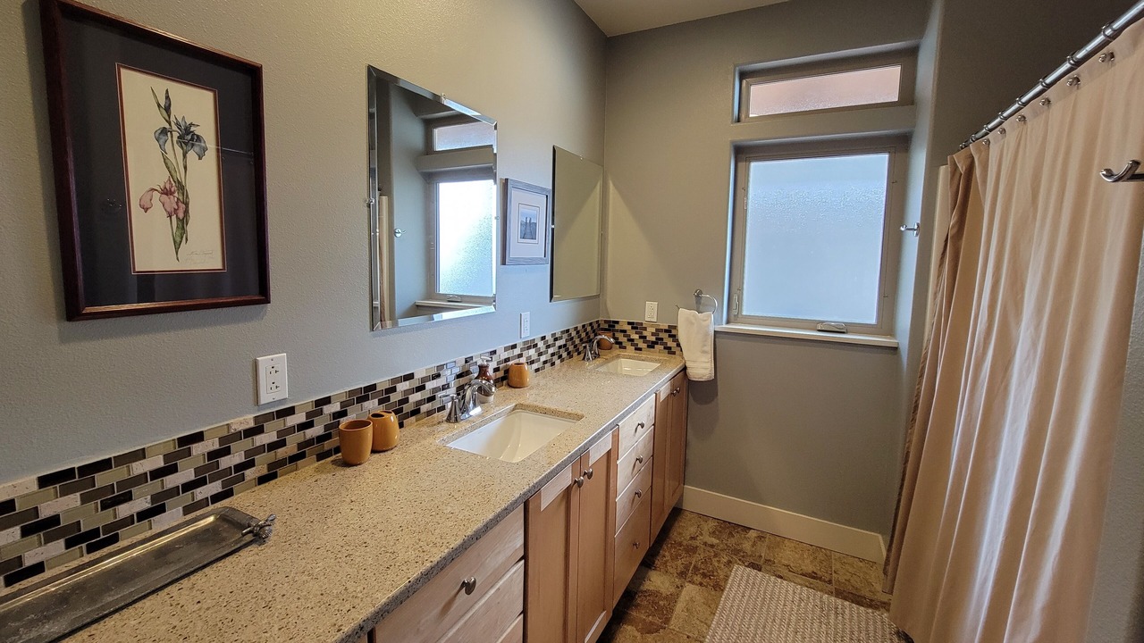 Photo of Bathroom in Bay City
