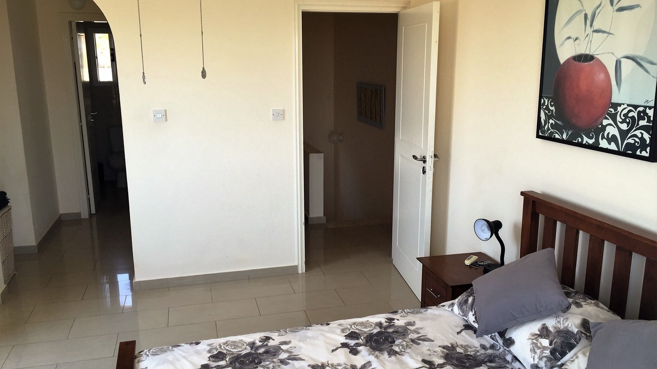 Photo of Bedroom in Emba