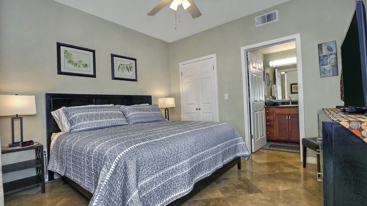 Photo of Bathroom in Paradise Valley Village