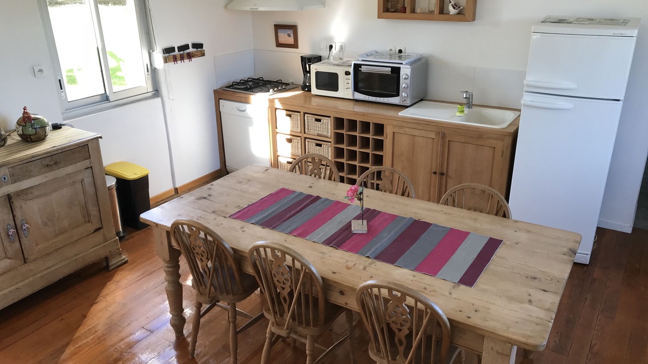Photo of Kitchen in Tredrez-Locquemeau