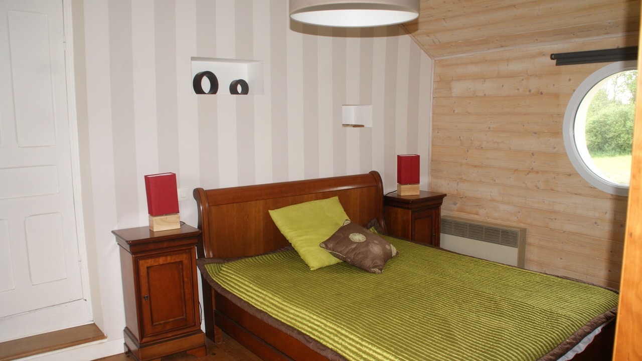 Photo of Bedroom in Tredrez-Locquemeau