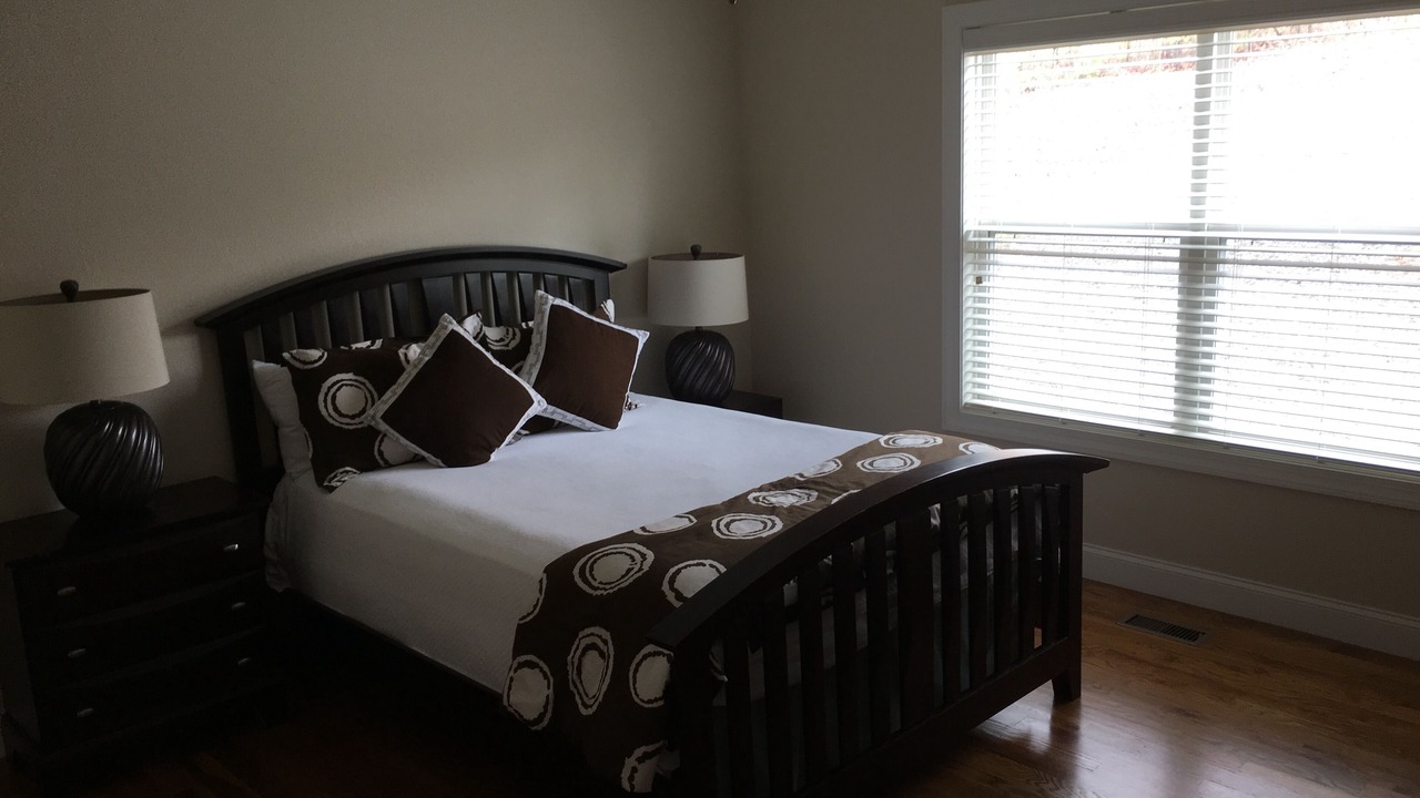 Photo of Bedroom in Hiawassee