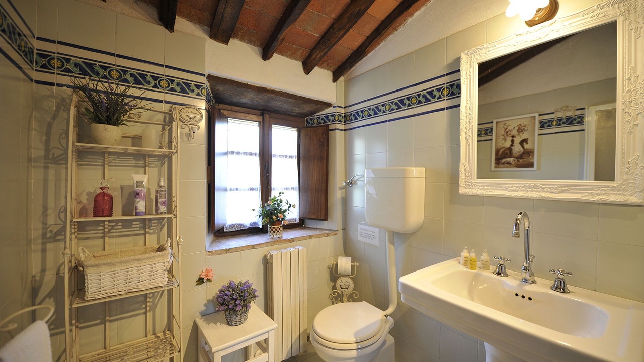 Photo of Bathroom in Villabuona