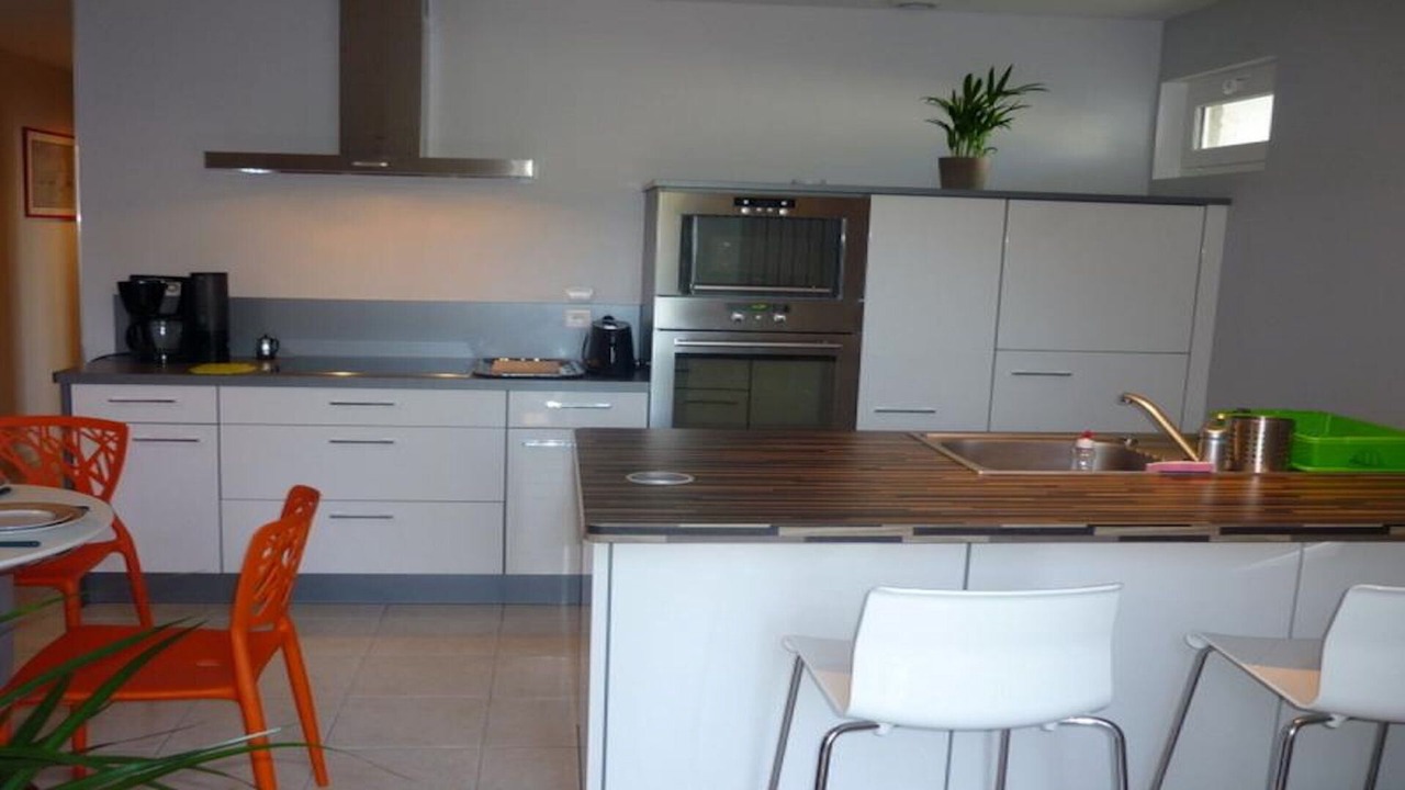 Photo of Kitchen in Plonevez-Porzay