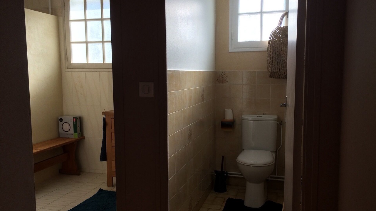 Photo of Bathroom in Nazelles-Negron