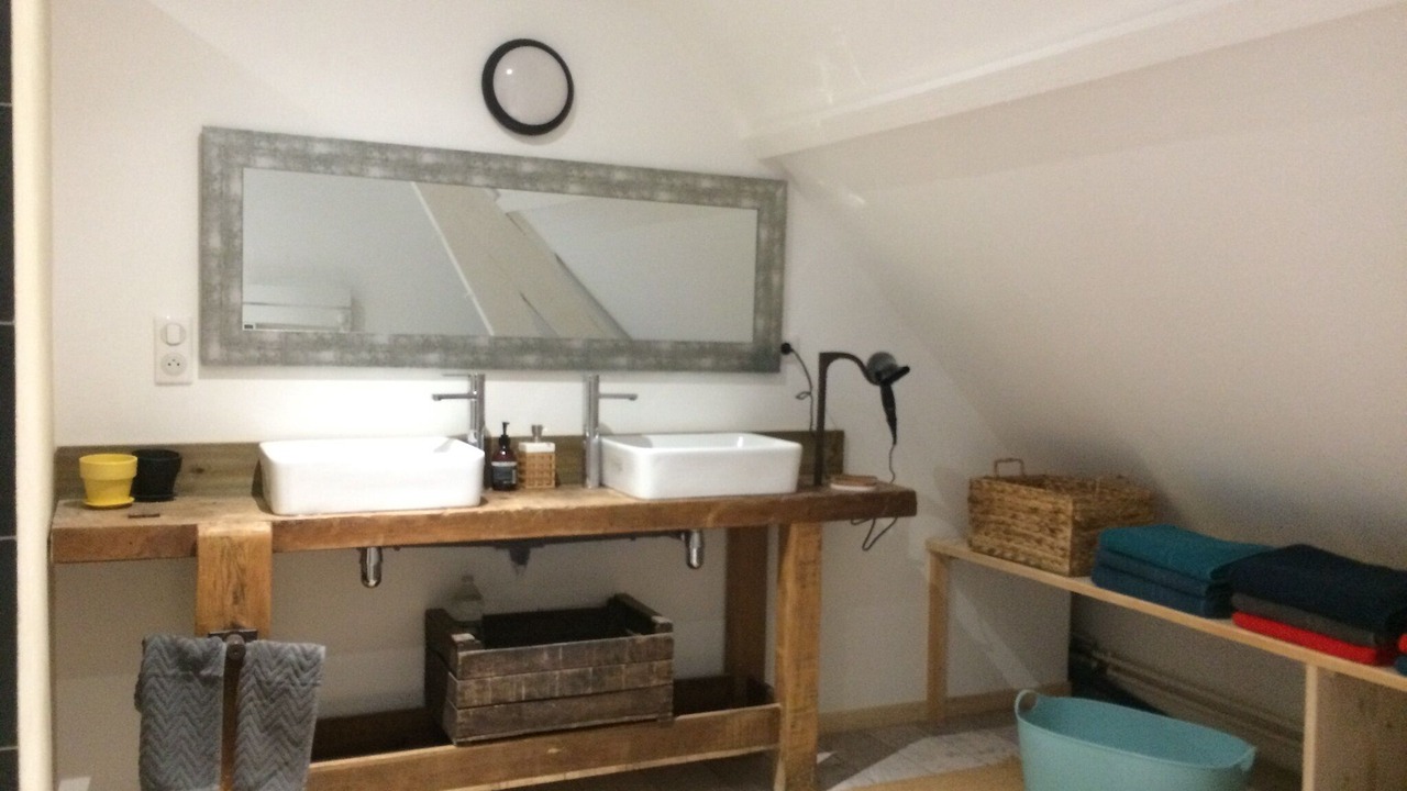 Photo of Bathroom in Nazelles-Negron