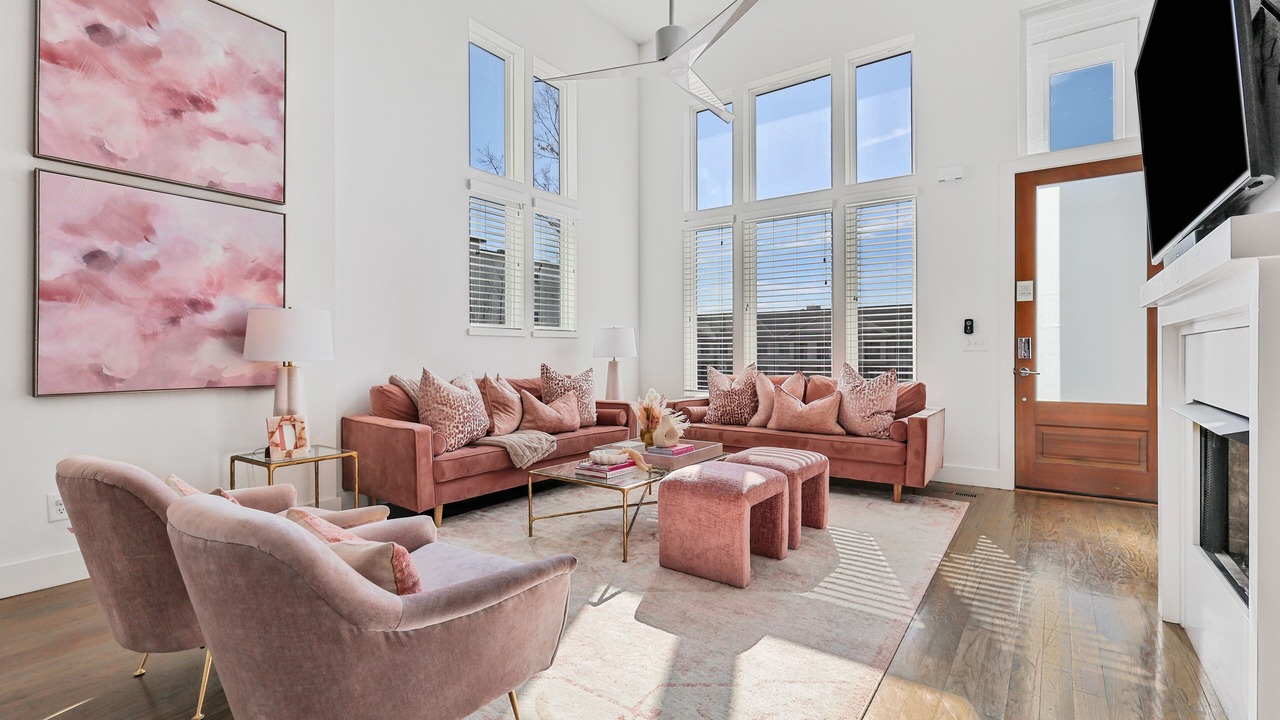 Photo of Livingroom in West End