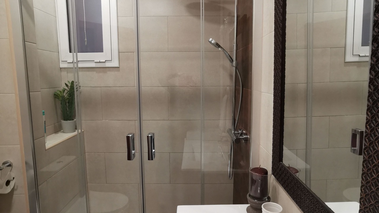 Photo of Bathroom in El Poble-sec