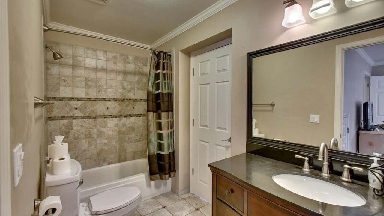 Photo of Bathroom in Lower Kingsbury