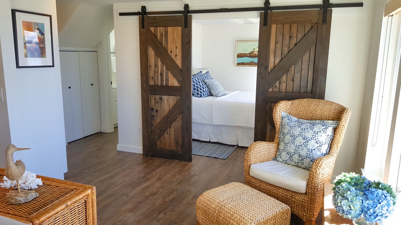 Photo of Livingroom in Happy Camp Hideaway