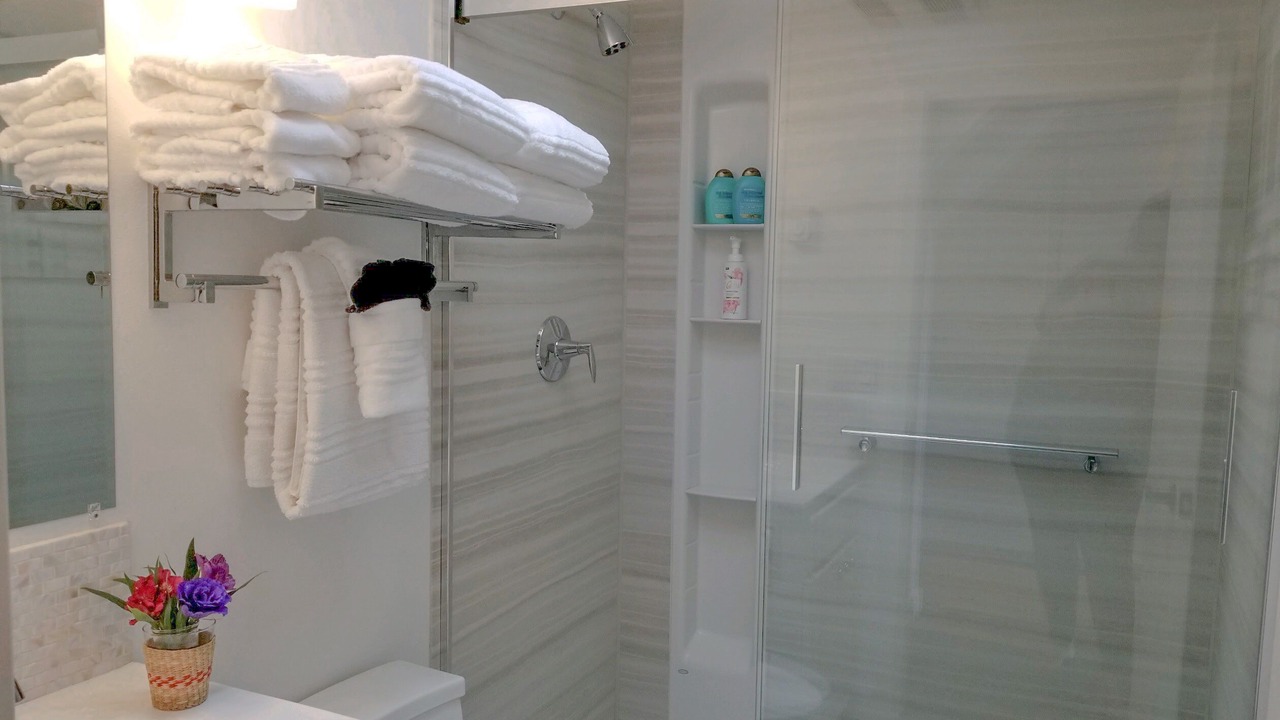 Photo of Bathroom in Happy Camp Hideaway