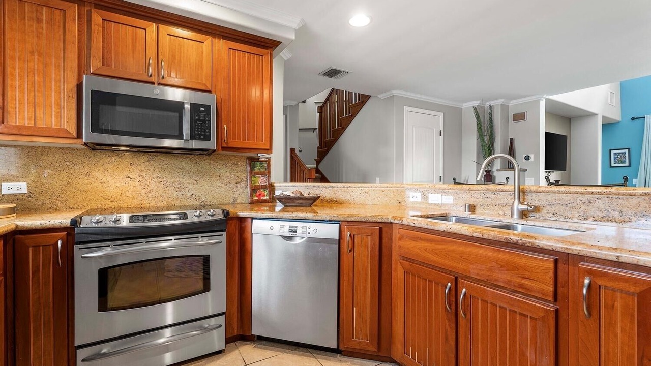 Photo of Kitchen in Waikoloa